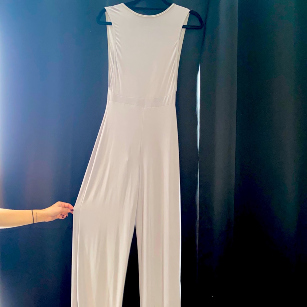 Romper never worn!
